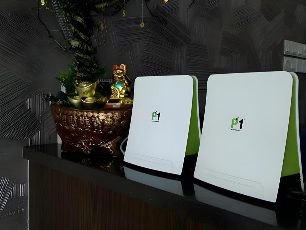 Id Hotel Yayasan Сегамат Экстерьер фото